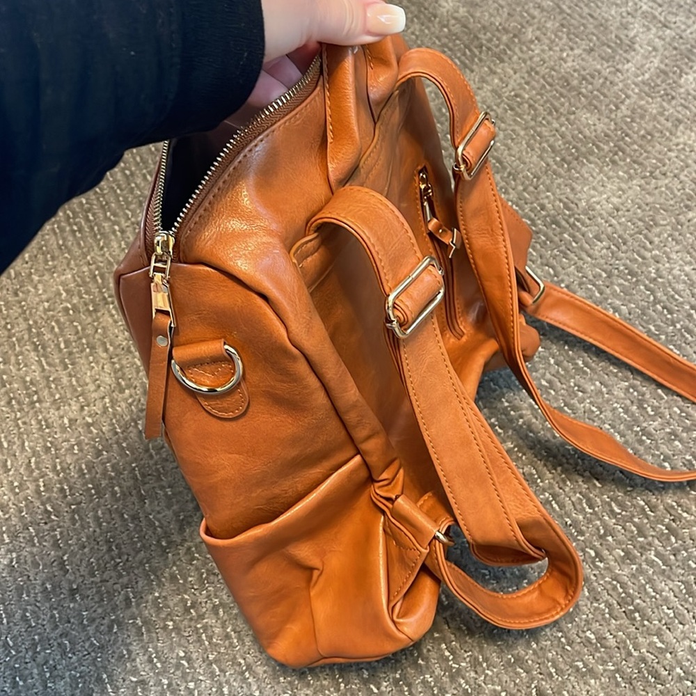 Purse/backpack - Picture 4 of 5